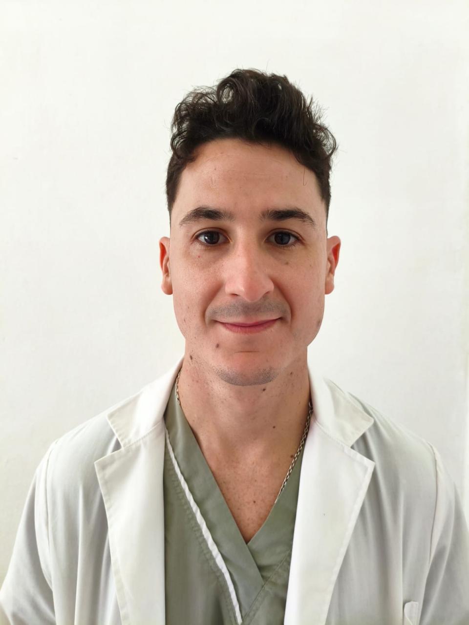 Dr. Cisneros Andrés