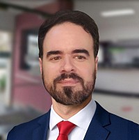 Dr. Adrián Parla